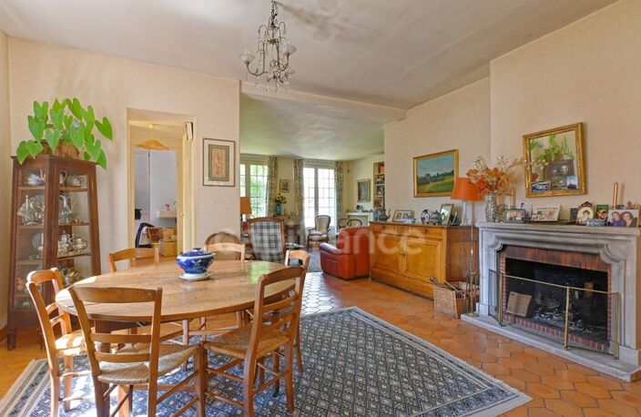 MAISONS LAFFITTE Château - Maison de 230m2, 5 chambres — photo 3