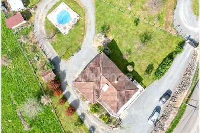 Maison 8 pièces 210000 €