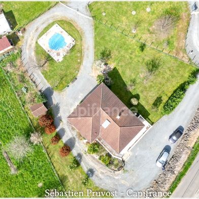 Maison 8 pièces 210000 €