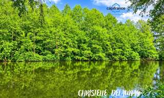 Commerce  34403 m² à vendre à Craon (53400)