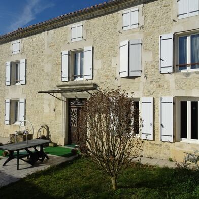 Maison 8 pièces 299000 €