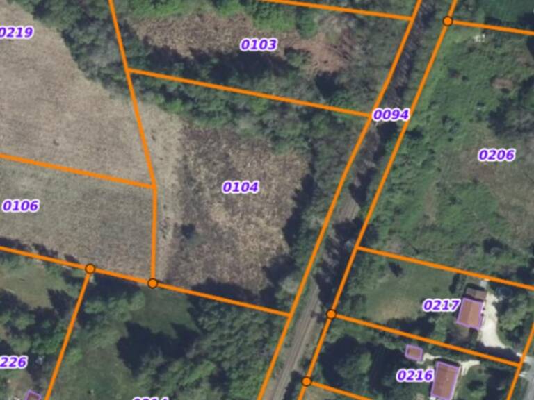 Terrain à vendre de 8 172,00 m² CHALAIS (24) — photo 1