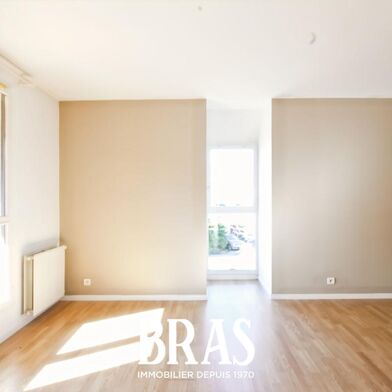 Appartement 5 pièces 325500 €