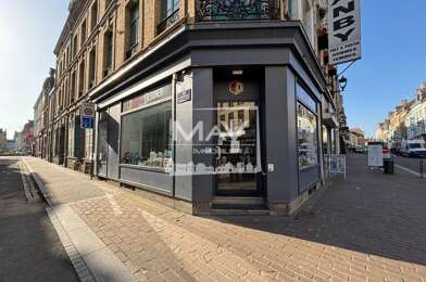 Commerce 2 pièces 740 €