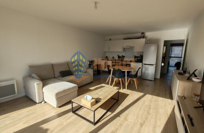 EXCLUSIF: Appartement type 3, balcon, 2 places de parking. vendu loué — photo 2