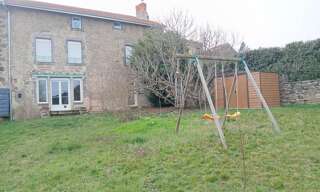 Maison 6 Pièces 162 m² à louer à Volvic (63530)