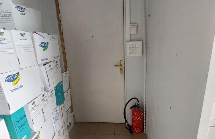 Bien Commercial À Louer — photo 5
