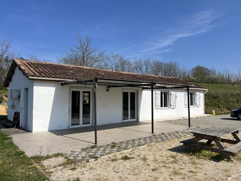 Maison avec chalet — photo 1