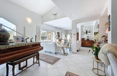 Saint Raphaël Quartier résidentiel proche mer et commerces — photo du bien