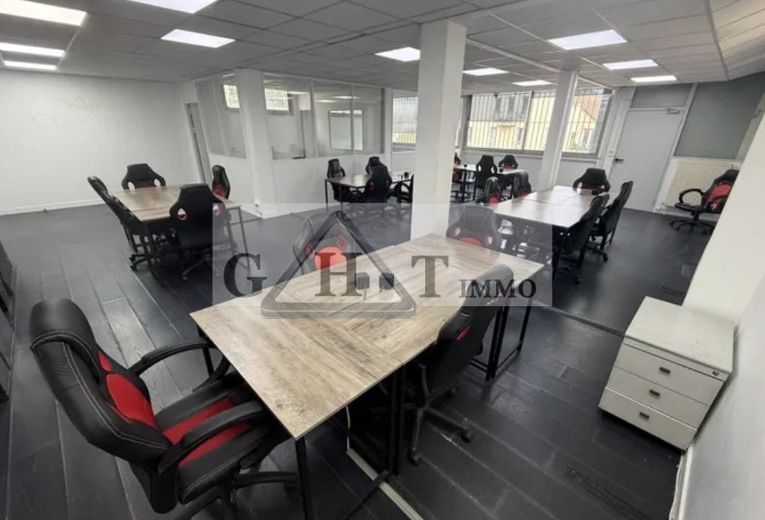 BUREAUX À VENDRE 442 M2 SUR MONTREUIL ! — photo 1