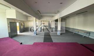 Local industriel  492 m² à louer à Saint-Maur-des-Fossés (94210)