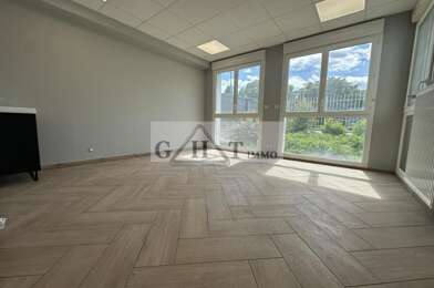 Commerce  2510 €