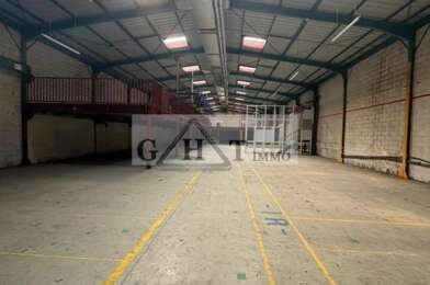 Local industriel  6688 €