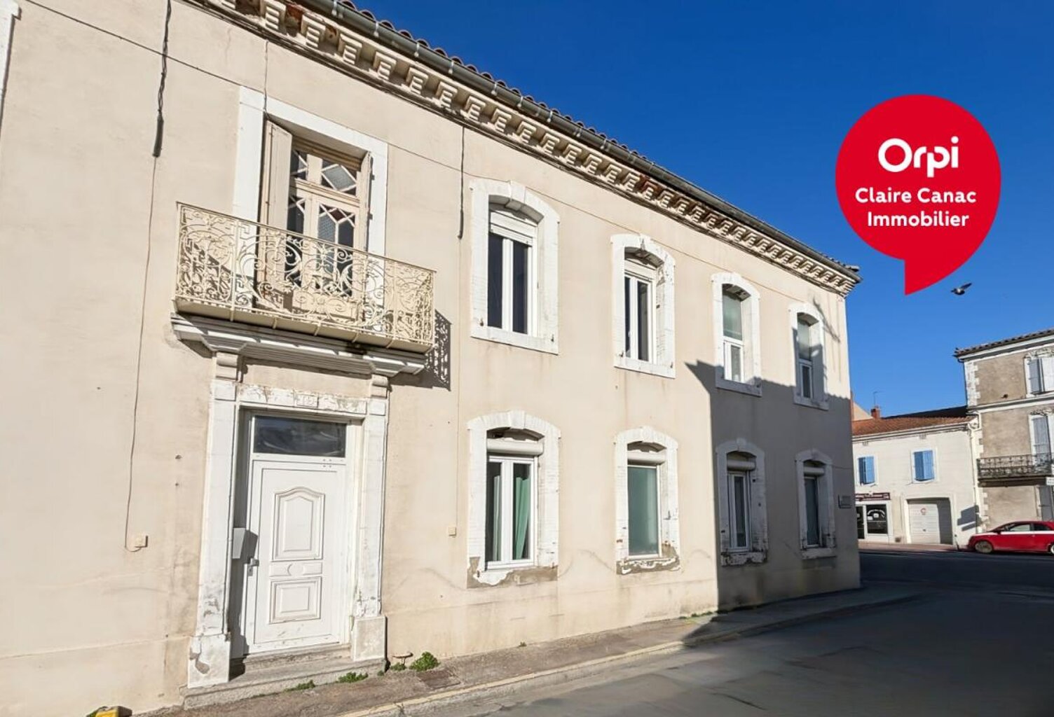 Appartement À Vendre — photo 1