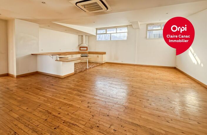 Appartement À Vendre — photo 2
