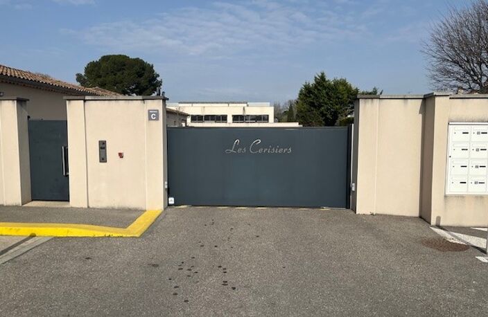 Place de stationnement extérieure 17€ +TVA — photo 2