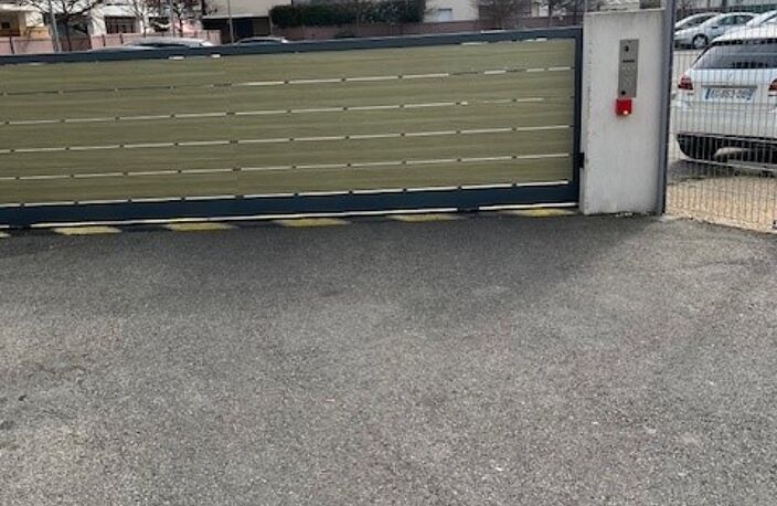 Stationnement emplacement extérieur 17€ + TVA — photo 4