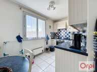 Appartement À Vendre grand T2 dernier étage — photo 3