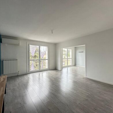 Appartement 3 pièces 780 €