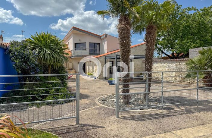 LA JARRIE centre-ville ! — photo 3
