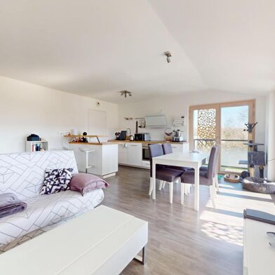 Appartement 3 pièces 243000 €