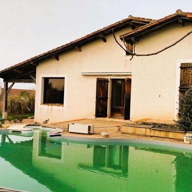 Maison 8 pièces 250000 €