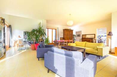 Maison 12 pièces 500000 €