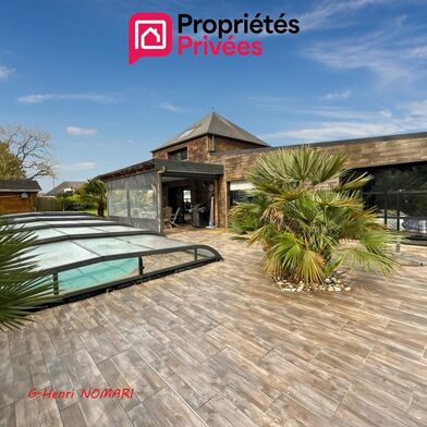 Maison 5 pièces 325500 €