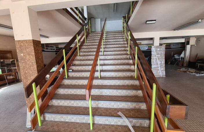 Mont de Marsan centre - Immeuble 1200m² à réhabiliter en logements ou à exploiter en locaux professionnels — photo 4