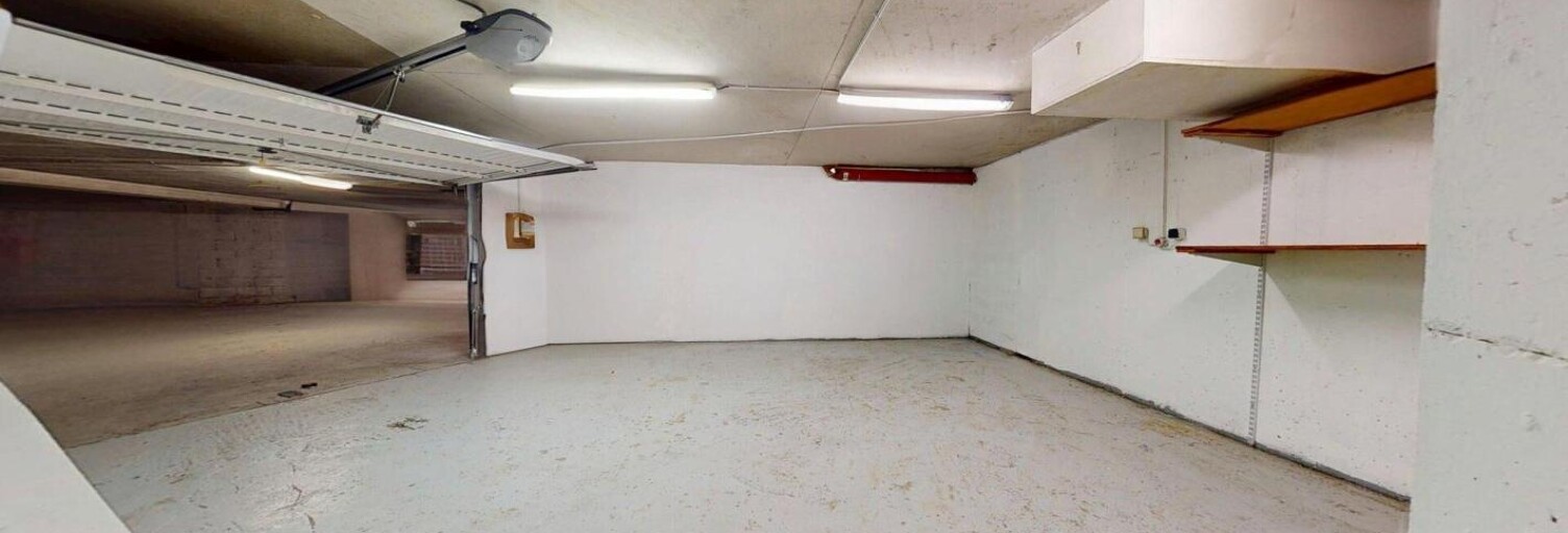 Garage  31 m² à vendre à Mandelieu-la-Napoule (06210)