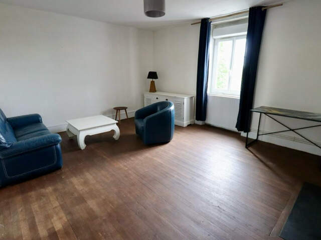 Immeuble Fourchambault 200m² - 2 appartements - Jardin — photo du bien