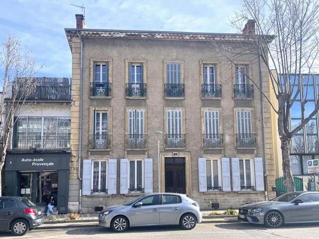 Appartement Rdc T2 centre-ville Digne Les Bains 50m2 — photo du bien