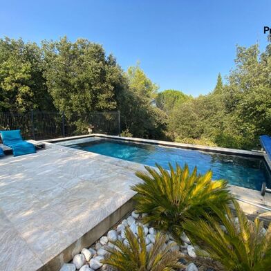 Maison 4 pièces 598000 €