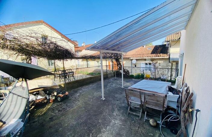 Maison / Immeuble  individuel 252 m2- 3 logements- Saint Amour — photo 5