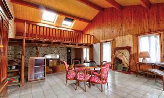 Maison 8 Pièces 288 m² à vendre à Mazières-en-Gâtine (79310)