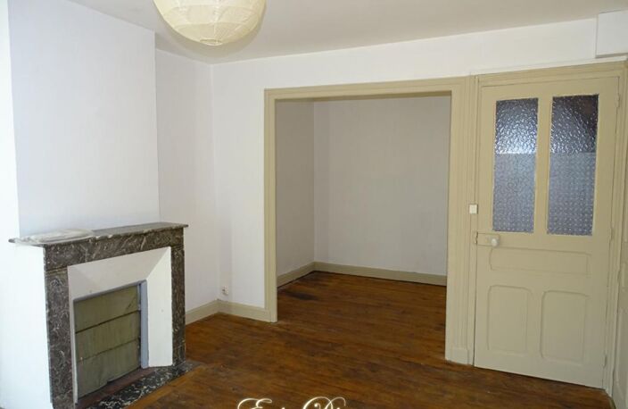 Maison de village Thenon 3 pièce(s) 79 m2 — photo 2