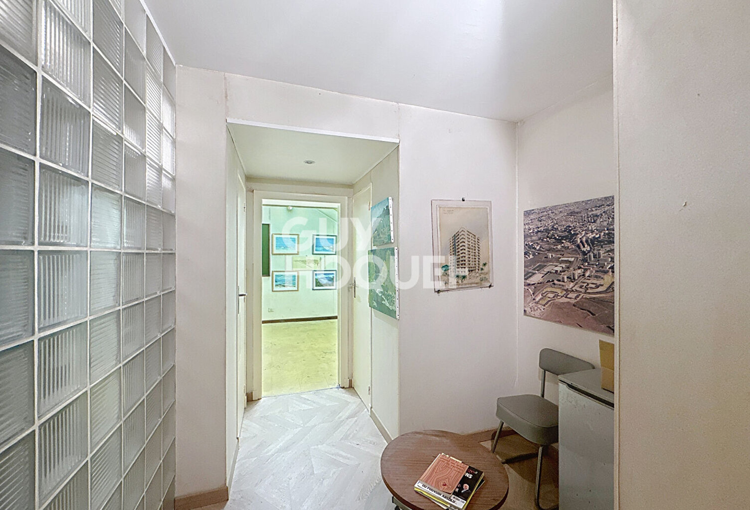 MURS DE BUREAUX - LOCAL COMMERCIAL  + 5 CAVES -  INVESTISSEUR - A vendre à Perpignan (66000), quartier Moulin-à-Vent — photo 1