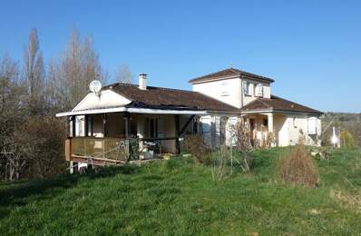 Maison 160m² habitables / sous-sol 200m² / terrain 9540m² — photo du bien
