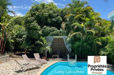 Maison 8 pièces 599000 €