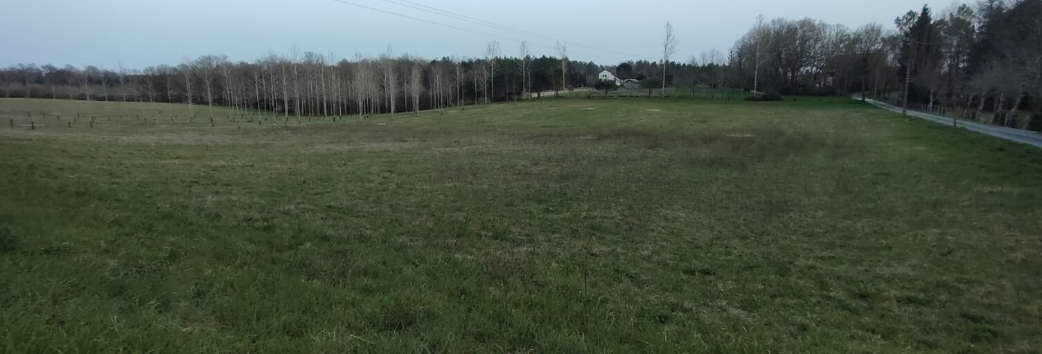 Terrain  3984 m² à vendre à Liorac-sur-Louyre (24520)