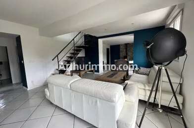 Maison 5 pièces 399000 €