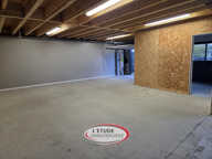 SAINTE PAZANNE : Local professionnel avec atelier-stockage e — photo 3