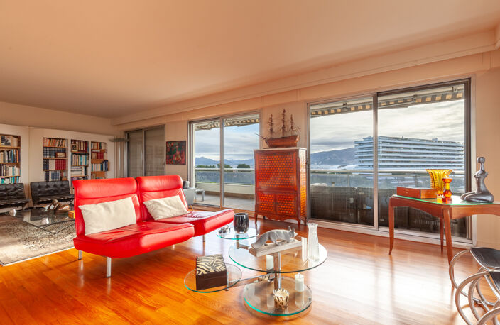 Appartement d'exception avec terrasse panoramique et vue mer — photo 3
