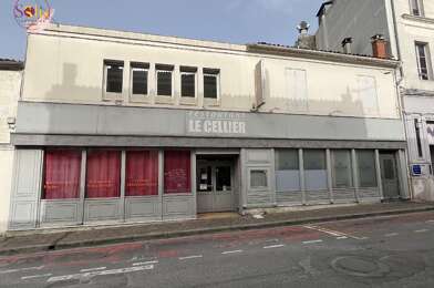 Immeuble  213000 €