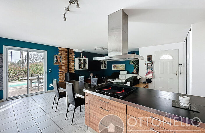 Maison Roquebrune Sur Argens 5 pièces 104,60 m2 sur 561 m2 de terrain avec piscine et stationnements — photo 3