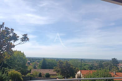 Maison 5 pièces 1380 €