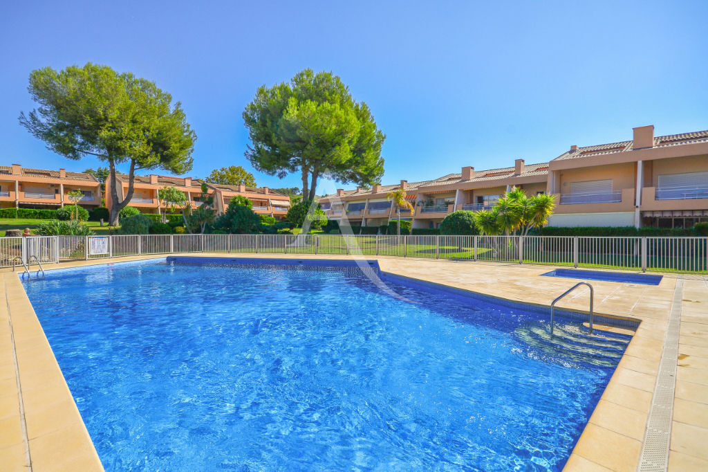 Appartement 3 pièces  à vendre Pradet (Le) 83220