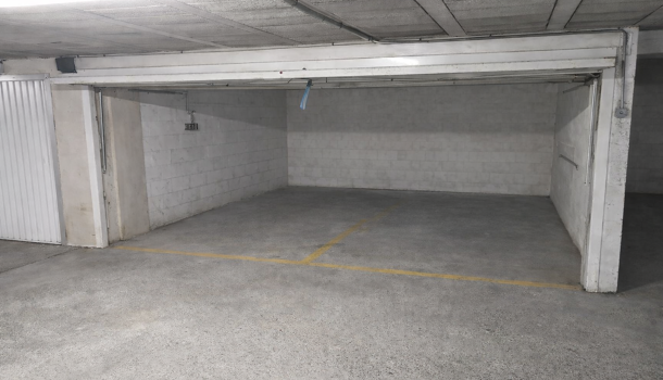 Parking  à vendre Marseille 8eme 13008