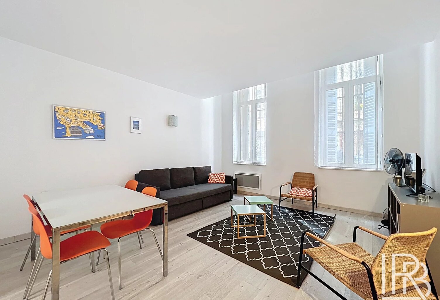 Type 1 // MEUBLE // SECTEUR LA PLAINE - SAINT SAVOURNIN — photo 1