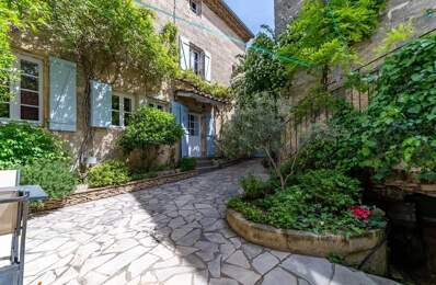 Maison au charme intemporel - Cour paysagée, bassin et atelier d — photo du bien